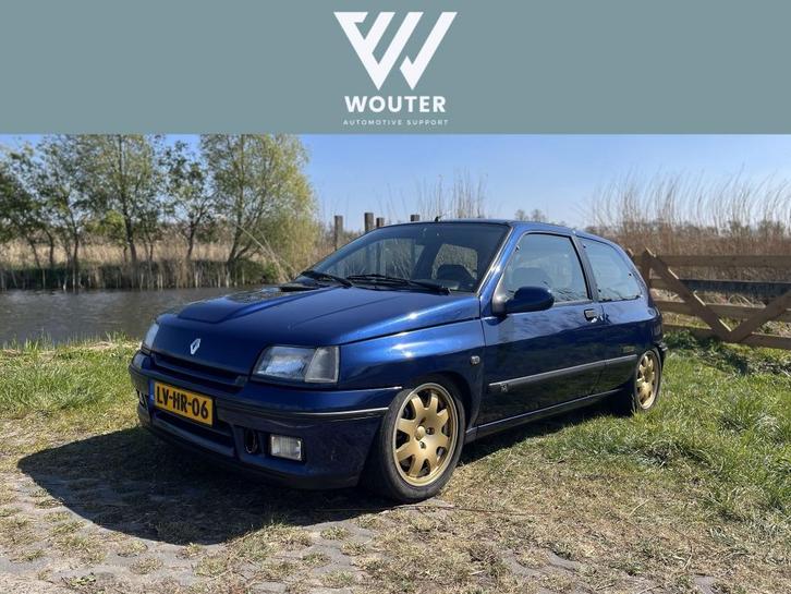 Renault Clio Williams 2.0 16v € 30.000,- Taxatiewaarde!, Auto's, Renault, Bedrijf, Clio, Boordcomputer, Elektrische ramen, Lichtmetalen velgen