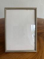 Vintage fotolijstje Jyden, metalen rand, bol glas 13*18, Ophalen of Verzenden