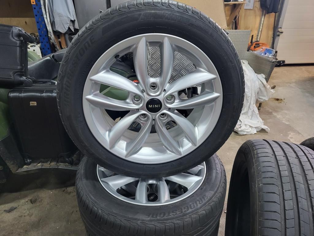 Mini Velgen met Banden - 17 inch, Auto-onderdelen, Banden en Velgen, Gebruikt, Banden en Velgen, 17 inch, All Season