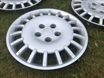 Wieldoppen Saab 15 inch set van 4