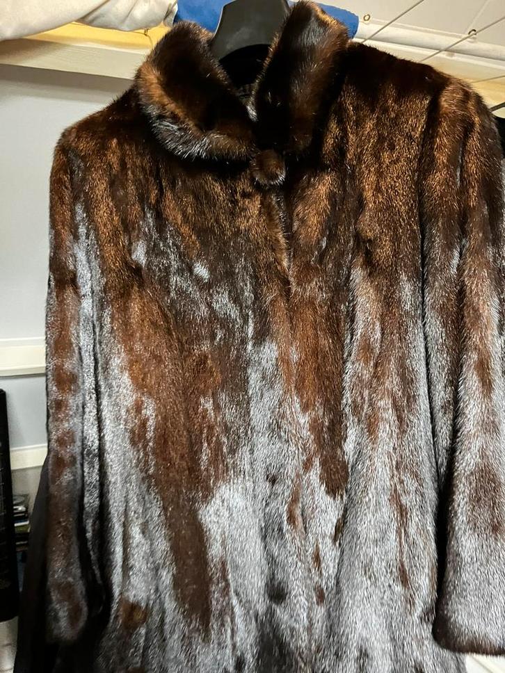 Bruine Bontjas saga mink, Kleding | Dames, Jassen | Winter, Zo goed als nieuw, Maat 42/44 (L), Bruin, Ophalen of Verzenden