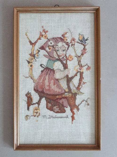 Borduurwerk Hummel schilderijtje meisje in tuin, vintage, Hobby en Vrije tijd, Borduren en Borduurmachines, Ophalen of Verzenden