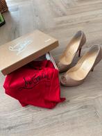 Louboutin classic hakken, Kleding | Dames, Schoenen, Ophalen of Verzenden, Zo goed als nieuw, Zwart