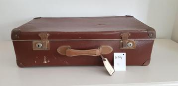 H014 VINTAGE koffer van geperst karton 65 x 36 x 19 cm beschikbaar voor biedingen