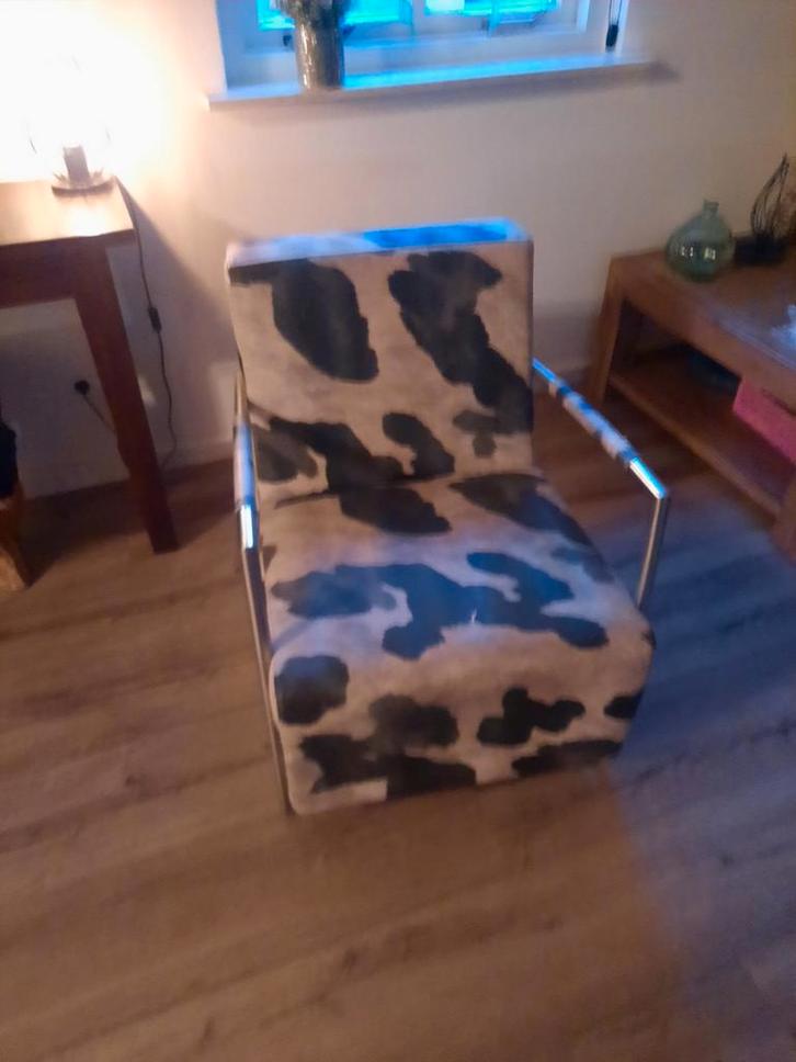 Stoel (koeien-motief), Huis en Inrichting, Slaapkamer | Slaapbanken, Gebruikt, 90 cm, Eenpersoons, Ophalen
