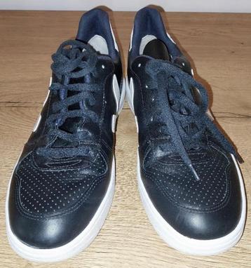 VEJA lage TOP HEREN SNEAKERS zwart/wit maat 43 ZGAN beschikbaar voor biedingen