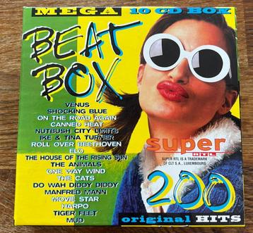 Various – Mega Beat Box 10 CD beschikbaar voor biedingen