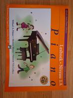 Piano Lesboek Niveau 1A - Alfred's Basic Piano Library, Ophalen of Verzenden, Zo goed als nieuw, Les of Cursus, Piano