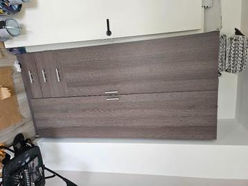 Wardrobe 200x98x55 CM beschikbaar voor biedingen