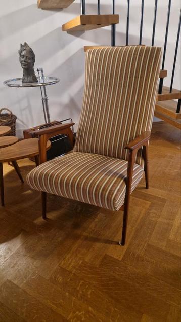 Vintage Deens Design Fauteuil Mid-Century beschikbaar voor biedingen