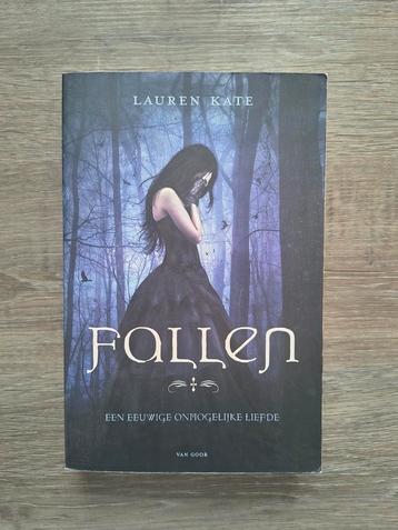 Lauren Kate - Fallen beschikbaar voor biedingen