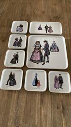 Villeroy&Boch klederdracht gebaksbordenset, Huis en Inrichting, Keuken | Servies, Schaal of Schalen, Overige stijlen, Ophalen of Verzenden