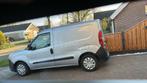 Opel Combo 1.6 D 66KW 2013, Auto's, 4 cilinders, Leder en Stof, Dealer onderhouden, Zilver of Grijs