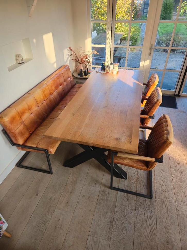 Eikenhouten eettafel, zwarte X poten en stoelen + eetbank, Huis en Inrichting, Tafels | Eettafels, Zo goed als nieuw, 50 tot 100 cm