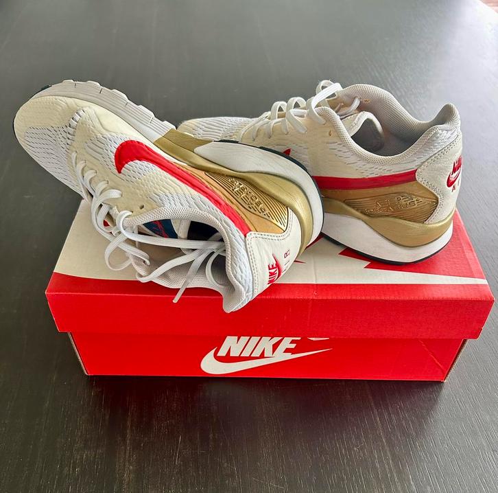 Nike Zoom Air Pegasus 92/16 Olympic 38.5, Kleding | Dames, Schoenen, Gedragen, Sneakers of Gympen, Rood, Ophalen of Verzenden