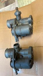 Twee carburateurs voor honda c50 niet compleet, Ophalen of Verzenden, Gebruikt, Carburateur, Overige merken