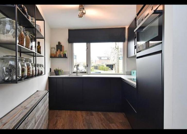 Moderne Zwarte Hoekkeuken, Huis en Inrichting, Keuken | Complete keukens, Zo goed als nieuw, Hoekkeuken, Zwart, Composiet, Greeploos