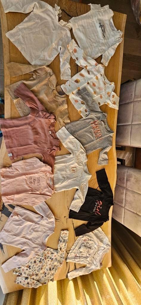 Maat 68 t-shirts lange mouw meisje babykleding, Kinderen en Baby's, Babykleding | Baby-kledingpakketten, Gebruikt, Maat 68, Ophalen of Verzenden