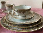 Vintage servies Noritake 12-delig 137 stuks goud en bloemen, Antiek en Kunst, Ophalen