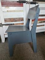 2 grijze piet hein eek crisis stoelen., Huis en Inrichting, Stoelen, Ophalen of Verzenden, Zo goed als nieuw, Grijs