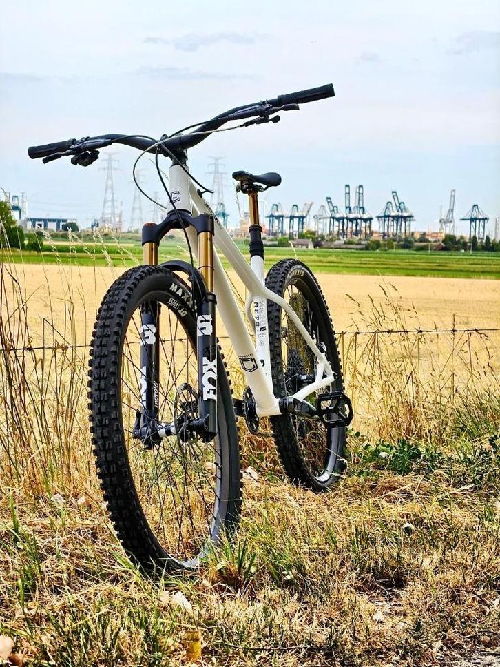 Commencal meta ht, Fietsen en Brommers, Fietsen | Mountainbikes en ATB, Zo goed als nieuw, Overige merken, 53 tot 57 cm, Hardtail