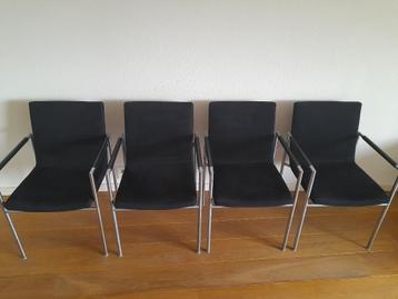 Eetkamerstoelen Gelderland, model 665 beschikbaar voor biedingen