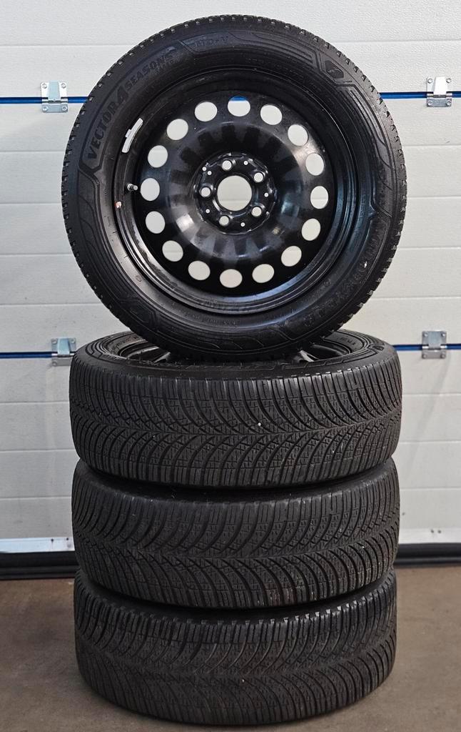 .17 inch Orig Mercedes Vito Velgen+Banden+Tpmsensor 5x112, Auto-onderdelen, Banden en Velgen, Banden en Velgen, All Season, 17 inch