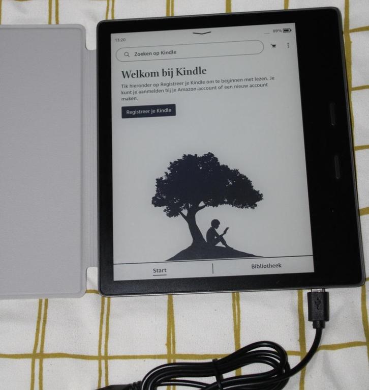 Kindle e-reader 10 generatie, Computers en Software, E-readers, Zo goed als nieuw, 7 inch, 16 GB of meer, Bluetooth, Touchscreen