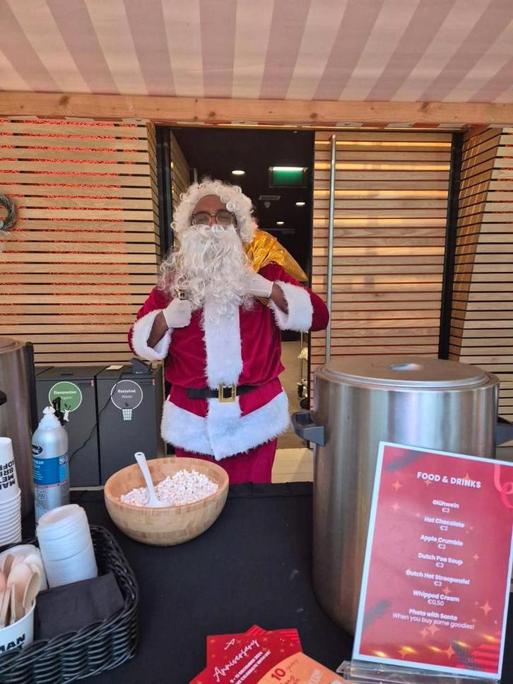 Kerstman Pak te Huur, Kleding | Heren, Carnavalskleding en Feestkleding, Zo goed als nieuw, Kleding, Kerstmis of Sinterklaas, Overige maten