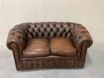 Chesterfield 2 zit bank curve bruin, 125 cm of meer, Leer, Ophalen of Verzenden, Zo goed als nieuw