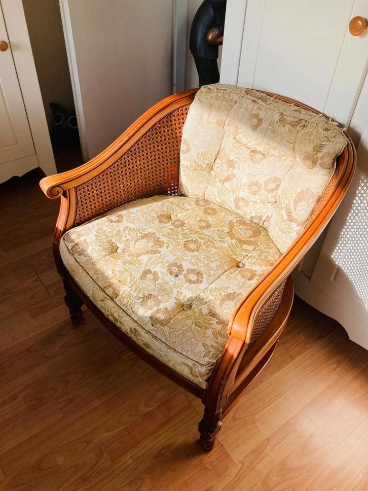 elegant Giorgetti Fauteuil, Huis en Inrichting, Fauteuils, Hout, Stof, 50 tot 75 cm, 75 tot 100 cm, Ophalen