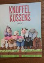 Knuffelkussens Haken - Haakboek, Breien en Haken, Ophalen of Verzenden, Zo goed als nieuw, Mr. Kroy