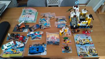 Partij (vintage) lego - compleet controleerd met boekjes en  beschikbaar voor biedingen