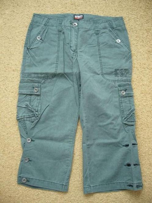 ESP grijs groene kniebroek maat 36 - 38 nieuw, Kleding | Dames, Broeken en Pantalons, Nieuw, Maat 38/40 (M), Groen, Driekwart