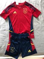 Ajax tenue maat - 128, Sport en Fitness, Voetbal, Maat XS of kleiner, Ophalen, Zo goed als nieuw, Set
