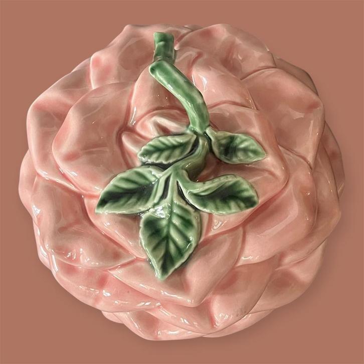 Bordallo Pinheiro vintage roze majolica dekseldoos, Antiek en Kunst, Antiek | Keramiek en Aardewerk, Ophalen of Verzenden