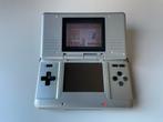 Nintendo DS (Phat) - Zilver, Spelcomputers en Games, DS Original of Phat, Ophalen of Verzenden, Zilver, Gebruikt