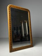 Franse spiegel antiek bloem motief