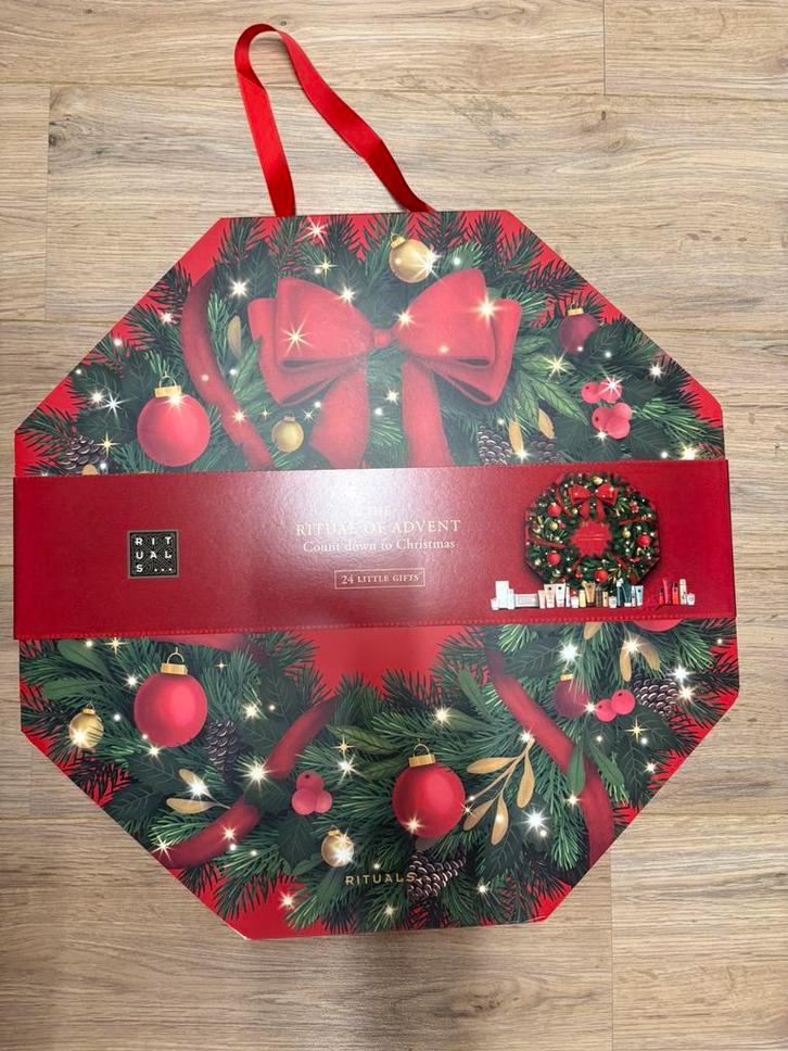 Rituals adventkalender 2025, Sieraden, Tassen en Uiterlijk, Uiterlijk | Lichaamsverzorging, Zo goed als nieuw, Bad & Douche, Ophalen of Verzenden