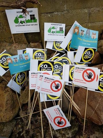 Anti-HondenPoep Vlaggetjes, 25 stuks (mèt Gratis Verzending) beschikbaar voor biedingen