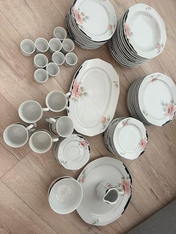 Wunsiedel Bavaria servies 71 delig beschikbaar voor biedingen