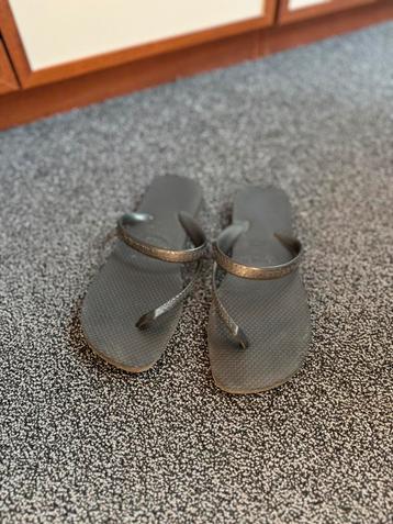 Zwarte Havaianas slippers maat 36 beschikbaar voor biedingen