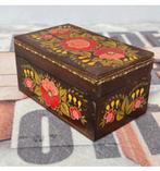 Antiek vintage sieradendoos hout gelakte doos Kashmir India, Ophalen of Verzenden