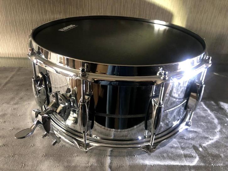 GRETSCH Brooklyn Chrome Over Steel 6.5x14" 10-Lug Snare Drum, Muziek en Instrumenten, Drumstellen en Slagwerk, Zo goed als nieuw