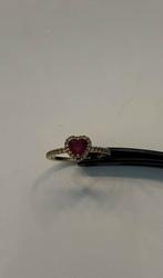 Pandora ring goudkleurig met rood hartje – maat 54, Met strass, Ophalen of Verzenden, Zo goed als nieuw, 17 tot 18