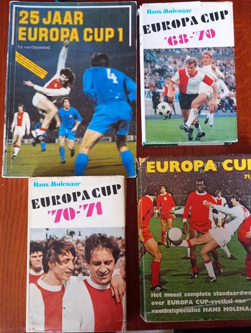 4 boeken Europacup, Verzamelen, Sportartikelen en Voetbal, Gebruikt, Boek of Tijdschrift, Overige binnenlandse clubs, Verzenden