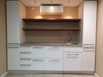 Wit keukenblok met grijs keramisch werkblad, Huis en Inrichting, Keuken | Keukenelementen, Grijs, Gebruikt, Ophalen