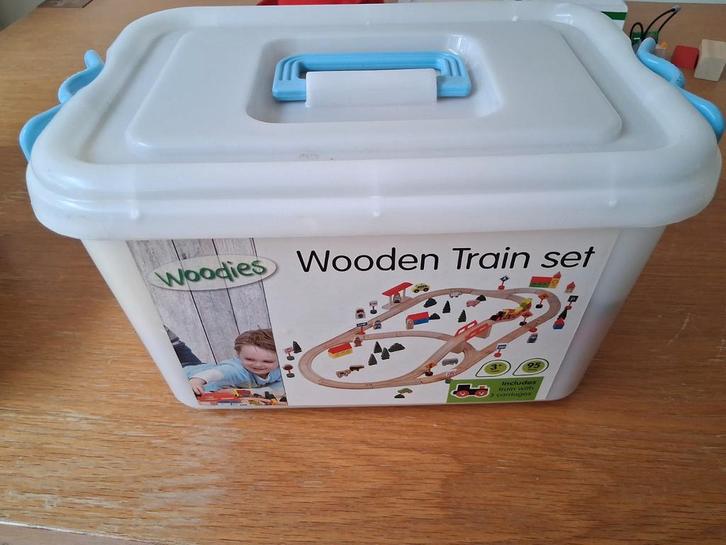 Treinbaan, Kinderen en Baby's, Speelgoed | Houten speelgoed, Gebruikt, Ophalen of Verzenden