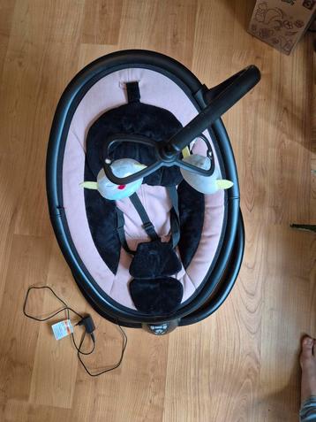 Qute Q-Rocker schommelstoel / wipstoel softpink beschikbaar voor biedingen