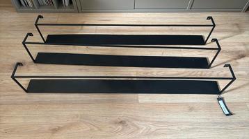 3 x Woood wandplank Meert zwart beschikbaar voor biedingen